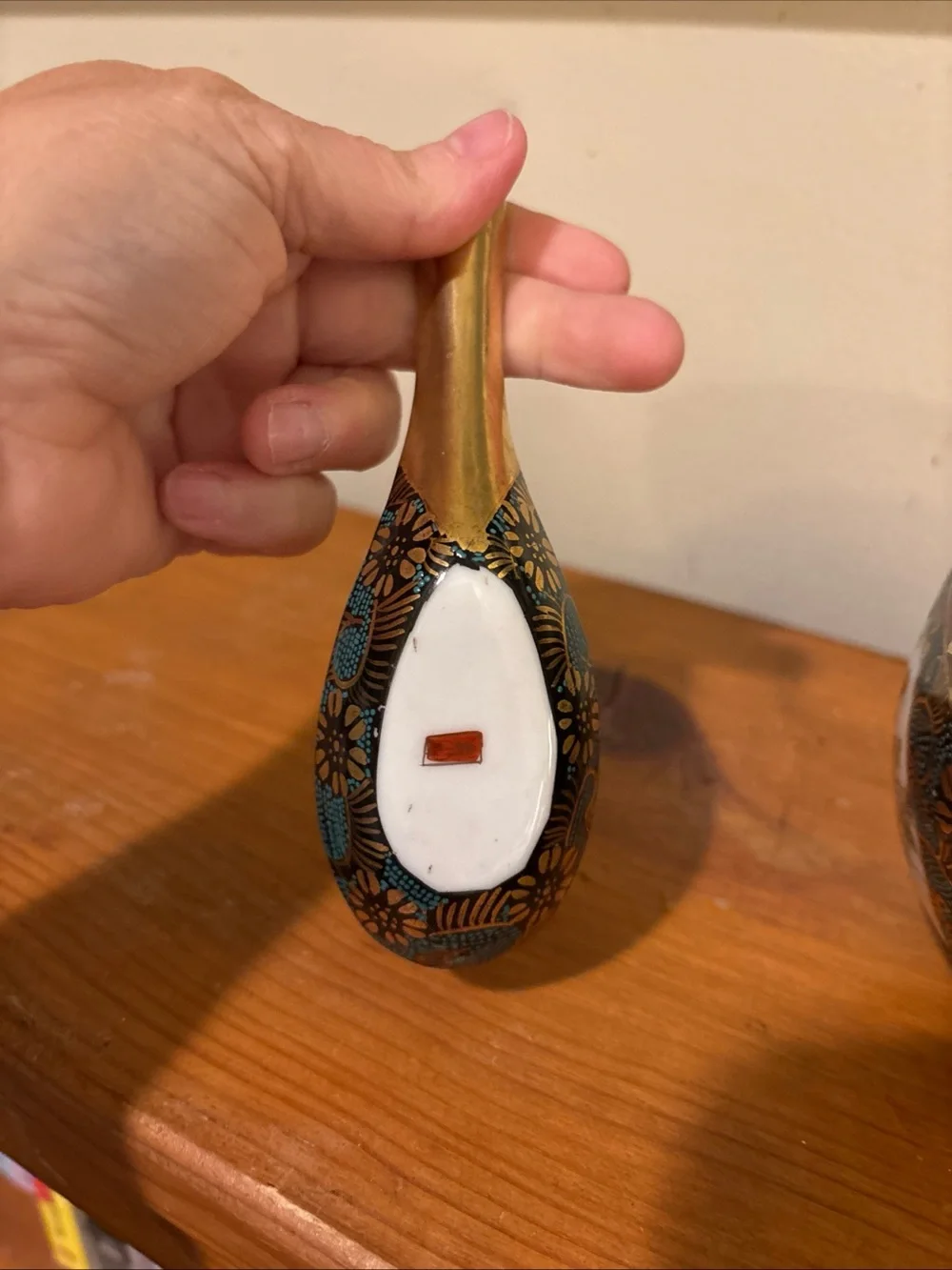 Japenese Porcelain Bowl with Spoon - Picture 9 of 10